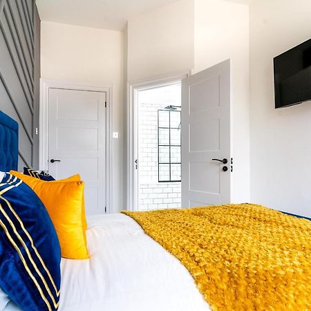 Cheerful 2 Bedroom Homely Apartment, Sleeps 6 Guest Comfy, 3X Double Bed, Parking, Free Wifi, Suitable For Business, Leisure Guest,Glasgow, Glasgow West End, Near City Centre Bagian luar foto
